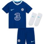 Naisten Siniset Polyesteriset Hengittävät Nike Football Kestävän muodin Verryttelyasut alennuksella 