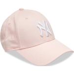 League Essential Wmn Neyyan Sport Headwear Caps Pink New Era