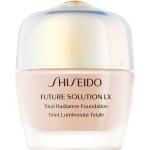 Shiseido Future Solution LX 30 ml Meikkivoiteet Elottomalle iholle 